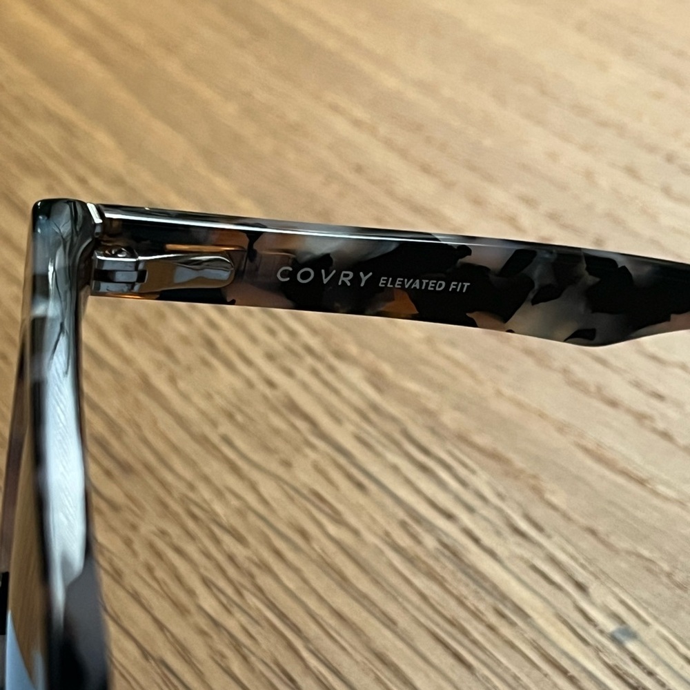 Covry Tortoise Shell Sunglasses - Picture 4 of 6
